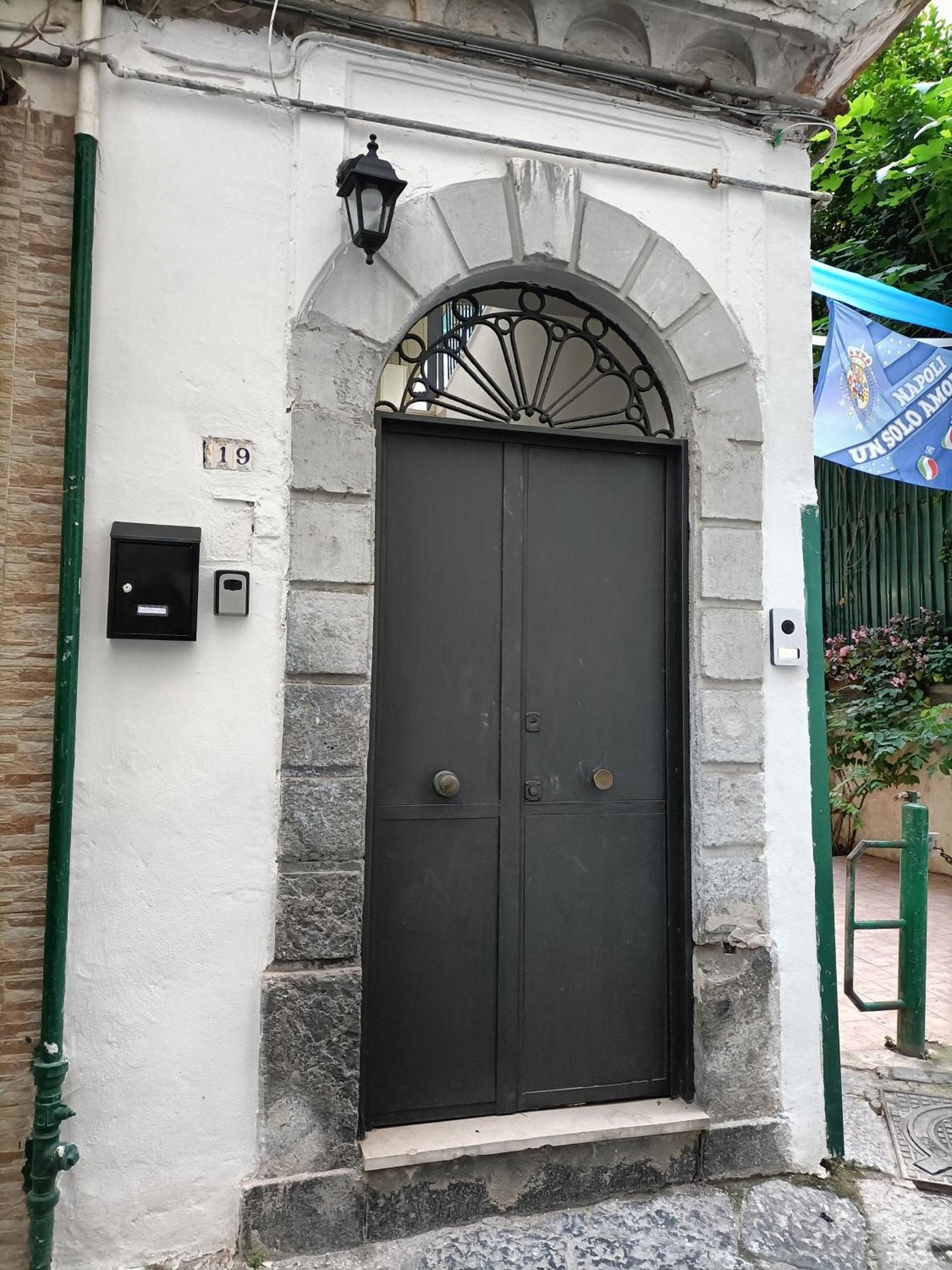 Ferienwohnung A Casa E Cardetella Neapel Exterior foto
